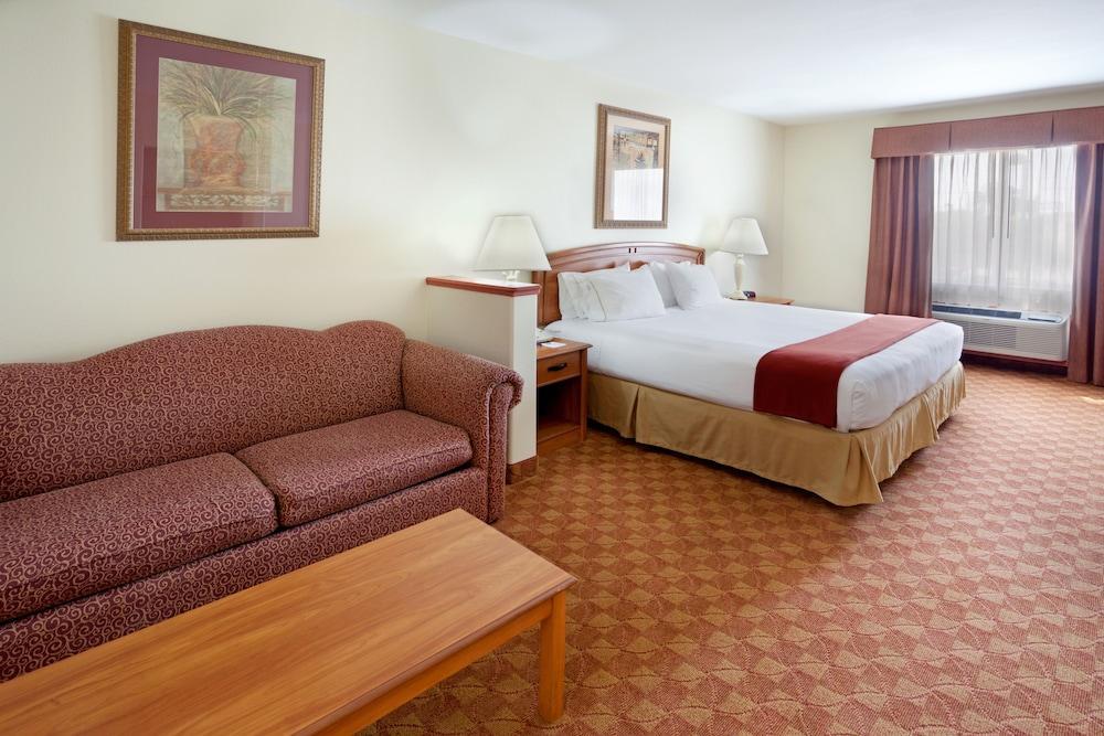 Holiday Inn Express Hotel And Suites Brownsville By Ihg מראה חיצוני תמונה