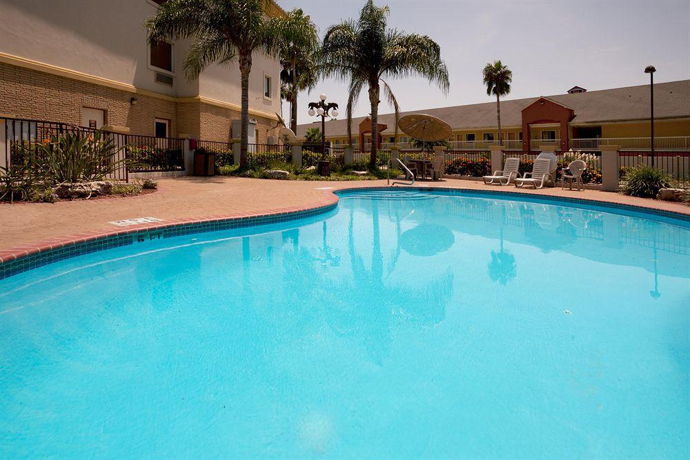 Holiday Inn Express Hotel And Suites Brownsville By Ihg מראה חיצוני תמונה