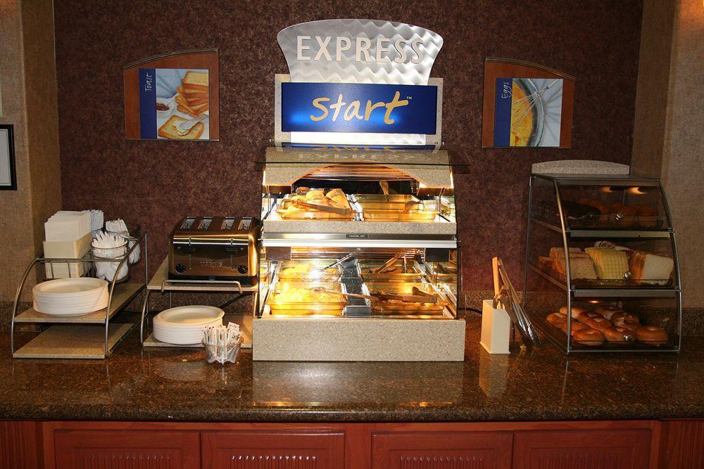 Holiday Inn Express Hotel And Suites Brownsville By Ihg מראה חיצוני תמונה