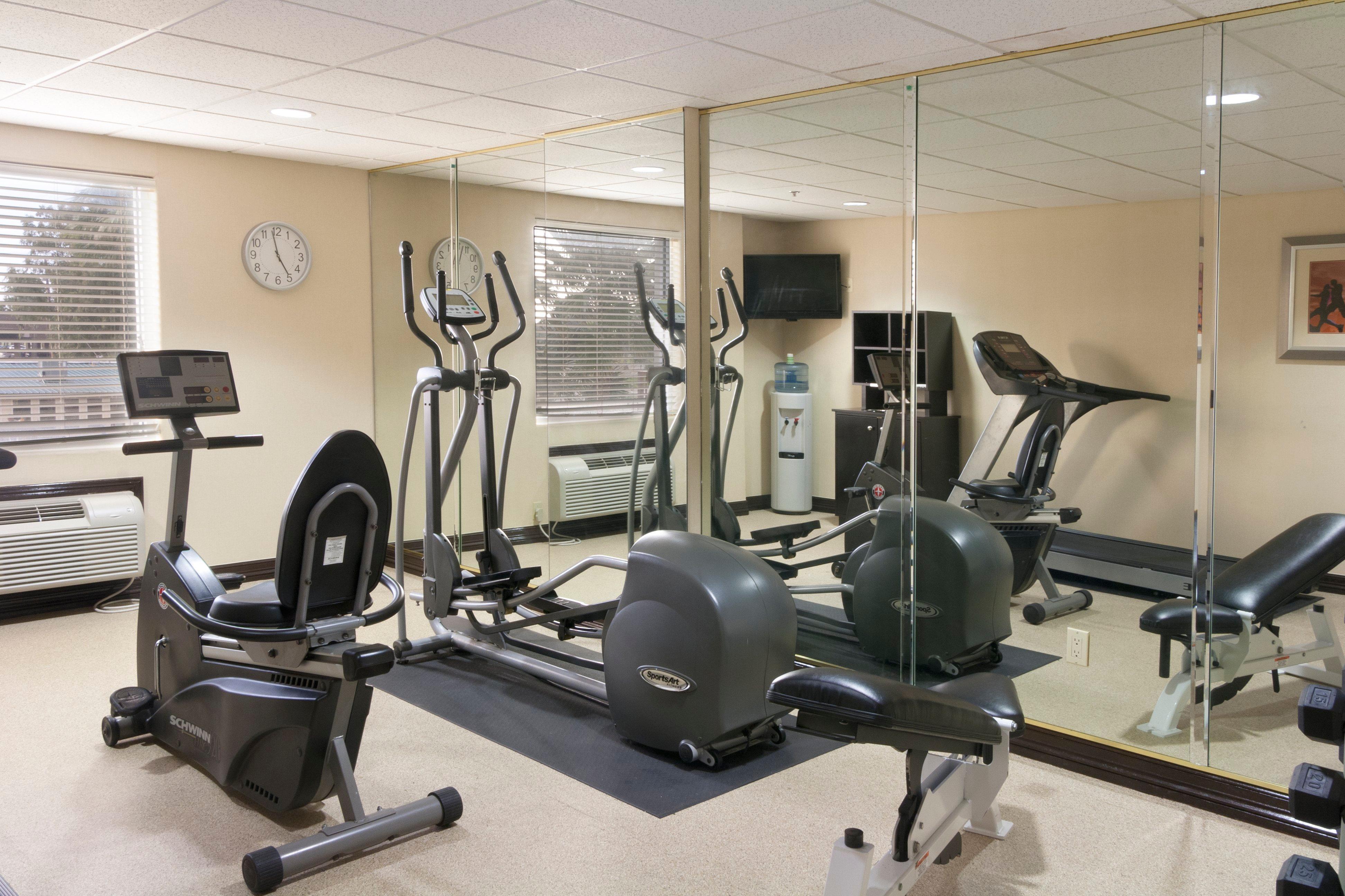 Holiday Inn Express Hotel And Suites Brownsville By Ihg מראה חיצוני תמונה