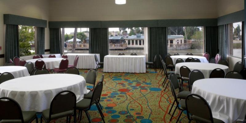 Holiday Inn Express Hotel And Suites Brownsville By Ihg מראה חיצוני תמונה