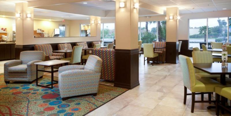 Holiday Inn Express Hotel And Suites Brownsville By Ihg מראה חיצוני תמונה