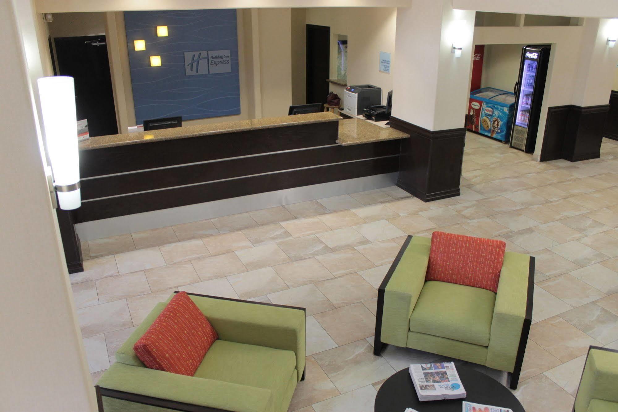 Holiday Inn Express Hotel And Suites Brownsville By Ihg מראה חיצוני תמונה
