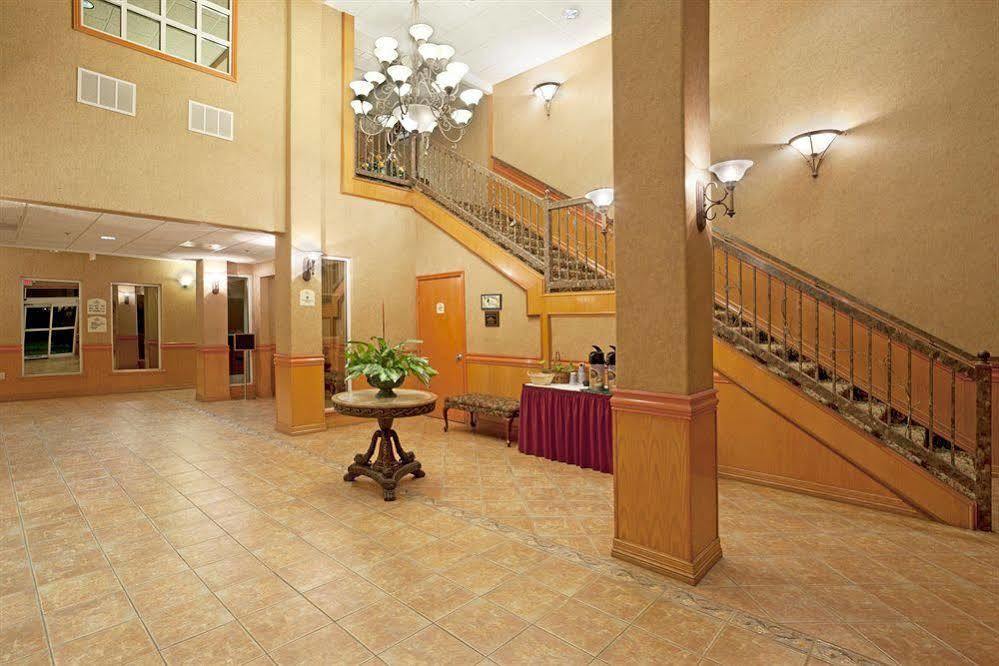 Holiday Inn Express Hotel And Suites Brownsville By Ihg מראה חיצוני תמונה